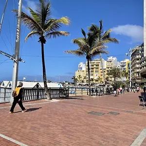  Apartamento Homeforguest Listen To The Waves By Las Canteras España